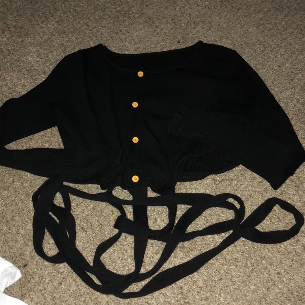 Top - Picture 2 of 2